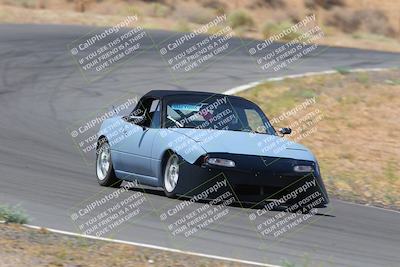 media/Jul-30-2022-Extreme Speed Twilight (Sat) [[245dd23dbe]]/Orange Inter Low/200PM Turn 11/